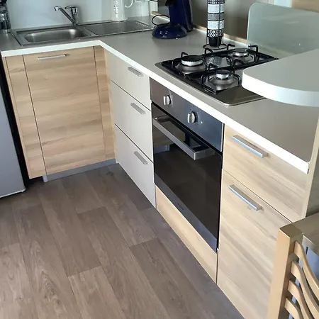 Montourey 83 Es 119 Camping