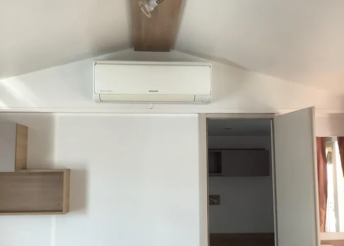 Montourey 83 Es 119 *