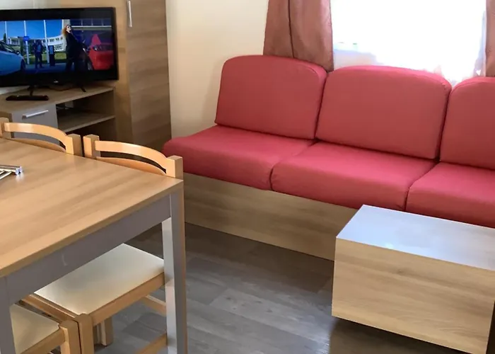 Montourey 83 Es 119 Campingplads *